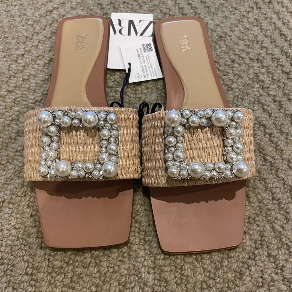 NWT and Box Zara Pearl Buckle Slides size 37 or 6.5.